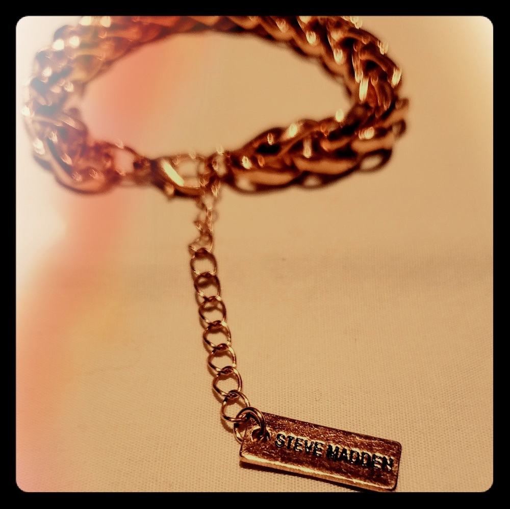 Steve Madden bracelet